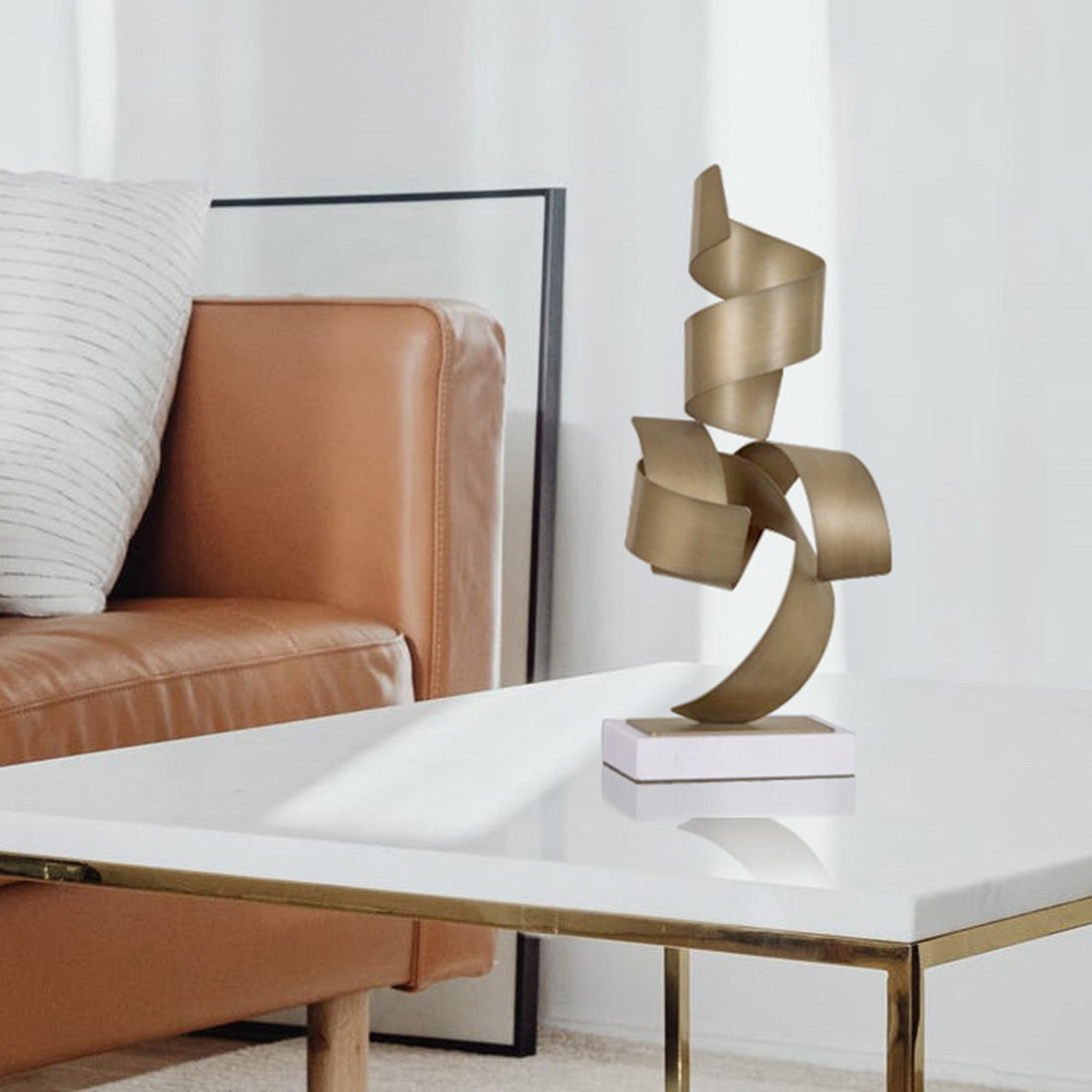 Swirl Tabletop Décor